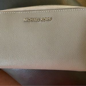 Michael Kors wallet